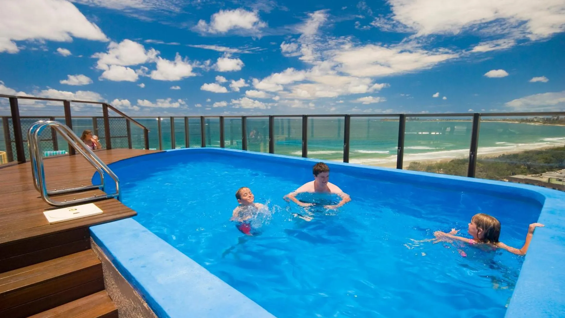 Majorca Isle Beachside Resort Maroochydore