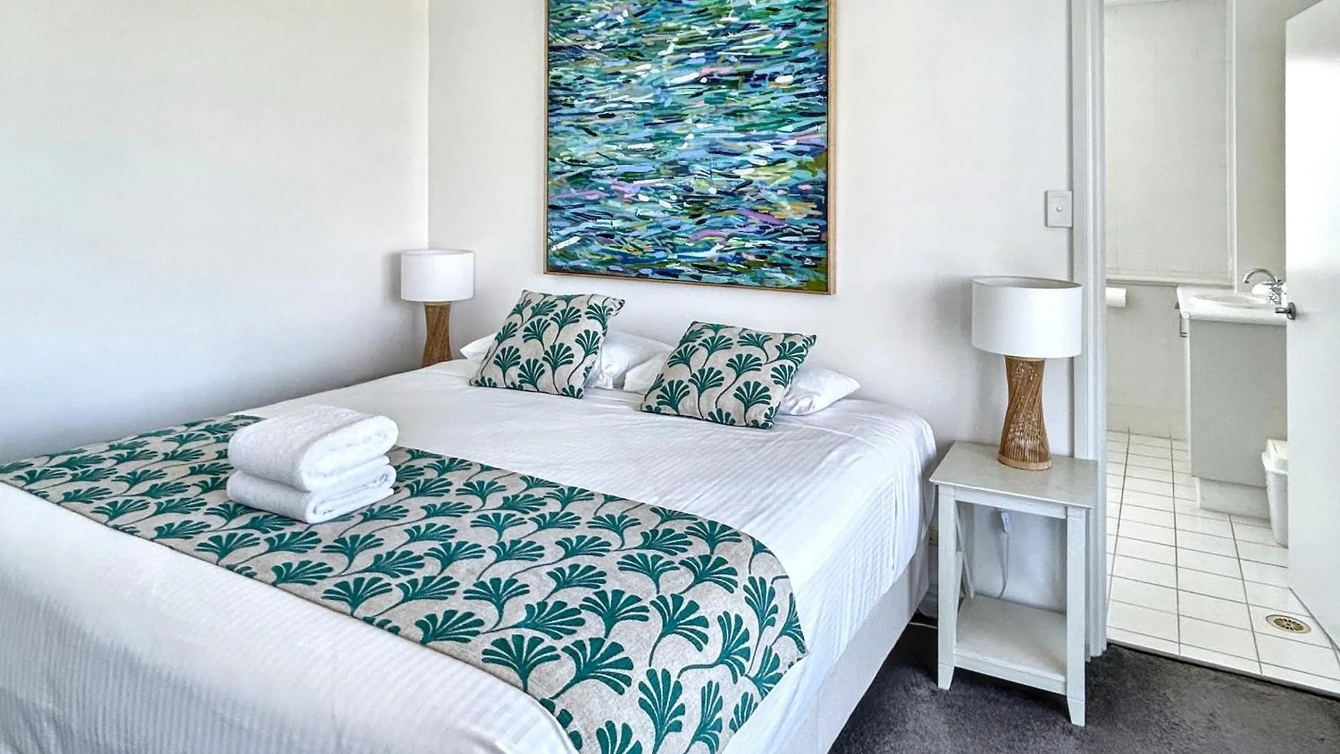 מרוצ'ידור Majorca Isle Beachside Resort