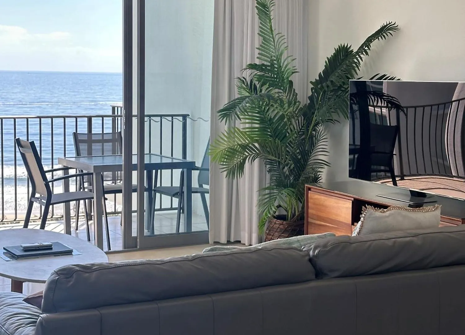 מרוצ'ידור Majorca Isle Beachside Resort