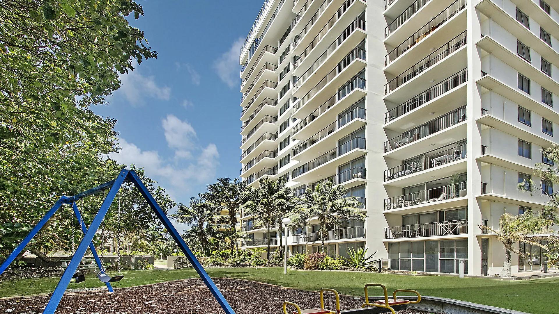 מרוצ'ידור Majorca Isle Beachside Resort